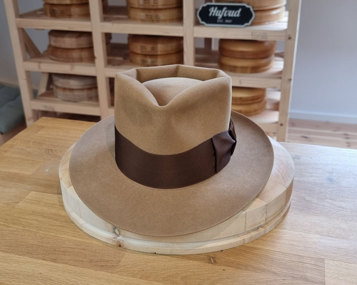 BOGART FEDORA | 50X BEAVER BLEND | CAMEL COLOR |  SIZE 56, US 7