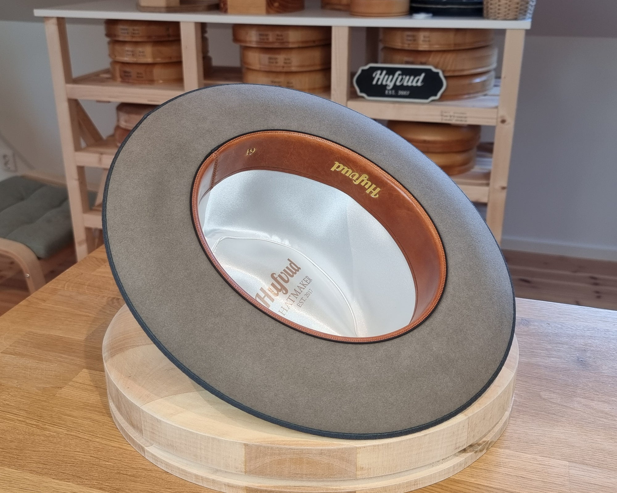 CAGNEY FEDORA | 50X BEAVER BLEND | STONE COLOR | SIZE 61, US 7 5/8