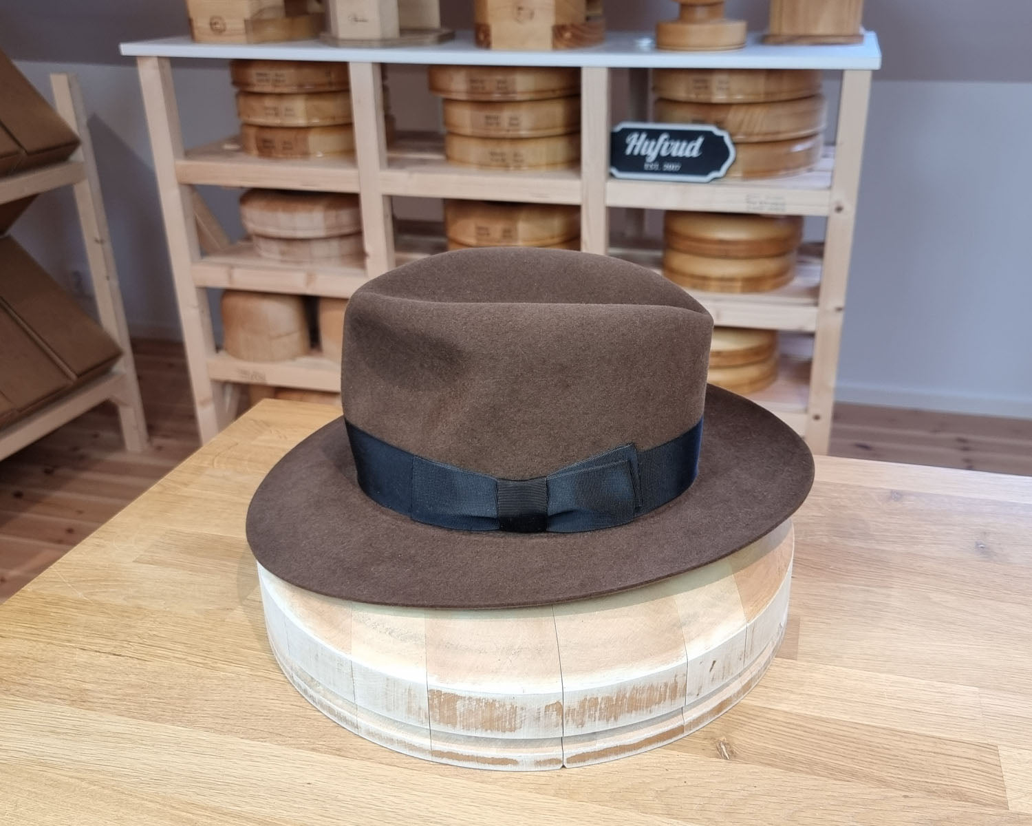 LEIFUR Lucky FEDORA | RABBIT & HARE DELUXE BLEND | SABLE BROWN | SIZE 58, US 7 1/4