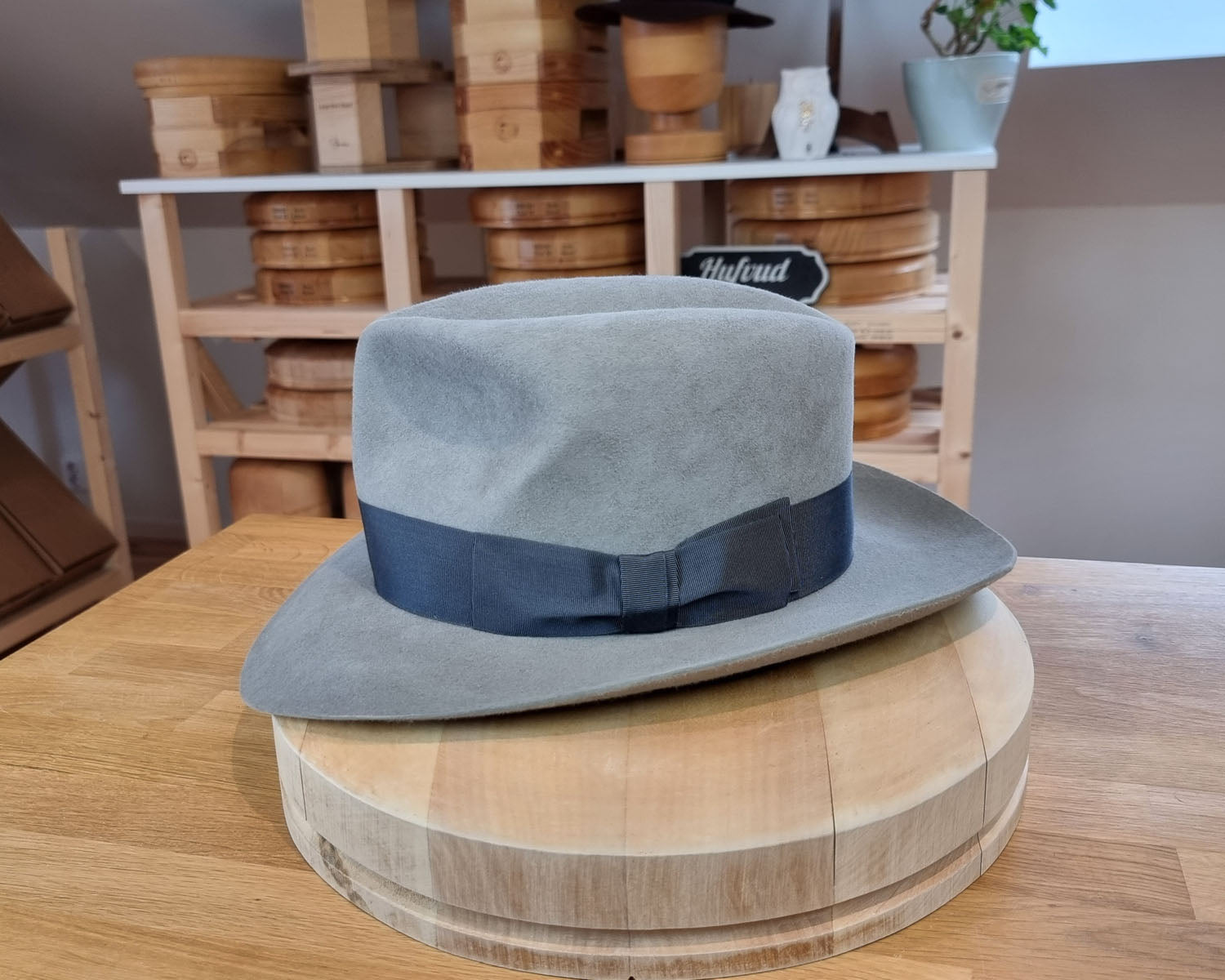 LEIFUR Adventure FEDORA | RABBIT DELUXE WESTERN FELT | ASH GRAY COLOR | SIZE 60, US 7 1/2