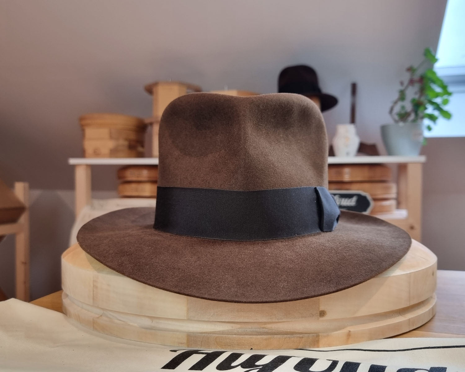 LEIFUR Lucky FEDORA | BEAVER FIFTY | SABLE BROWN | SIZE 59, US 7 3/8