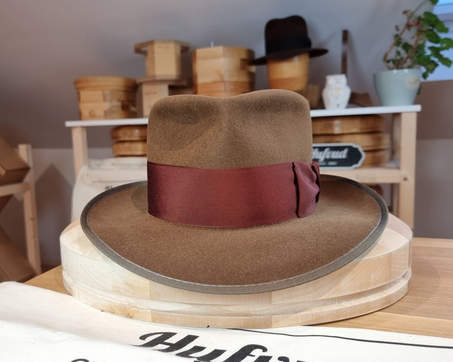 NEW STYLE FEDORA | RABBIT & HARE DELUXE BLEND | CINNAMON COLOR | SIZE 58, US 7 1/4