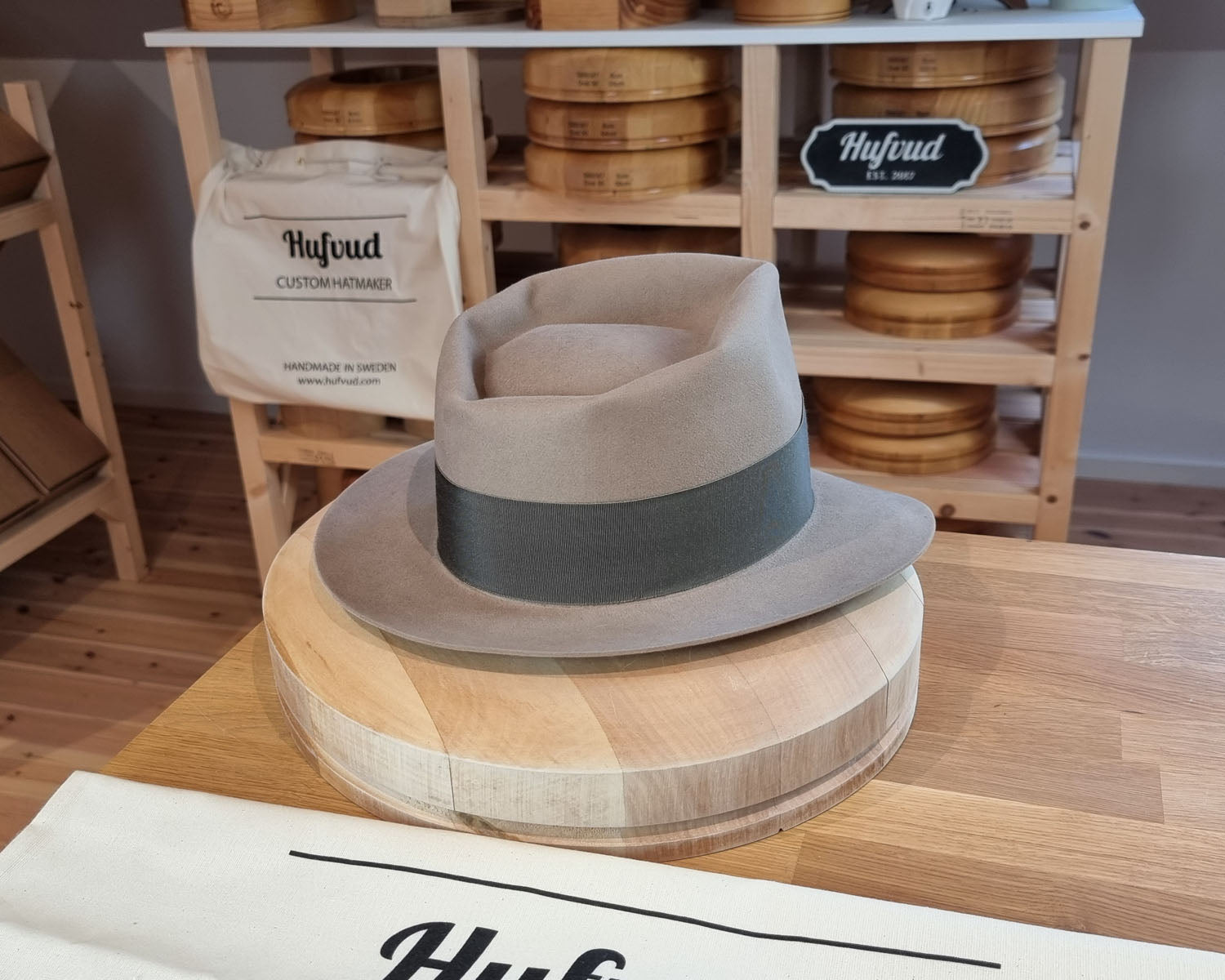 BOGART FEDORA | LIMITED EDITION | BEAVER HUNDRED | FAWN COLOR | SIZE 59, US 7 3/8