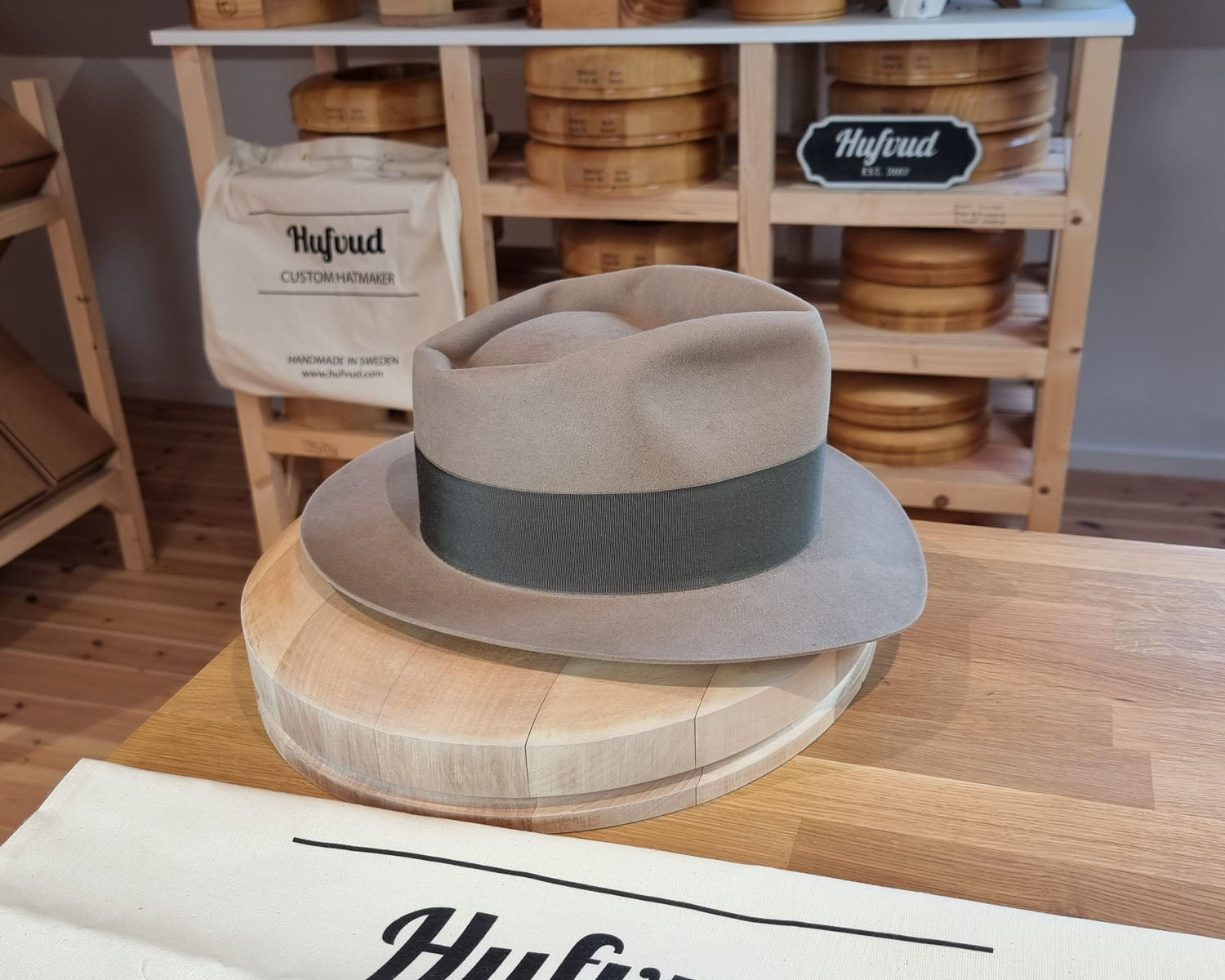 BOGART FEDORA | LIMITED EDITION | BEAVER HUNDRED | FAWN COLOR | SIZE 59, US 7 3/8