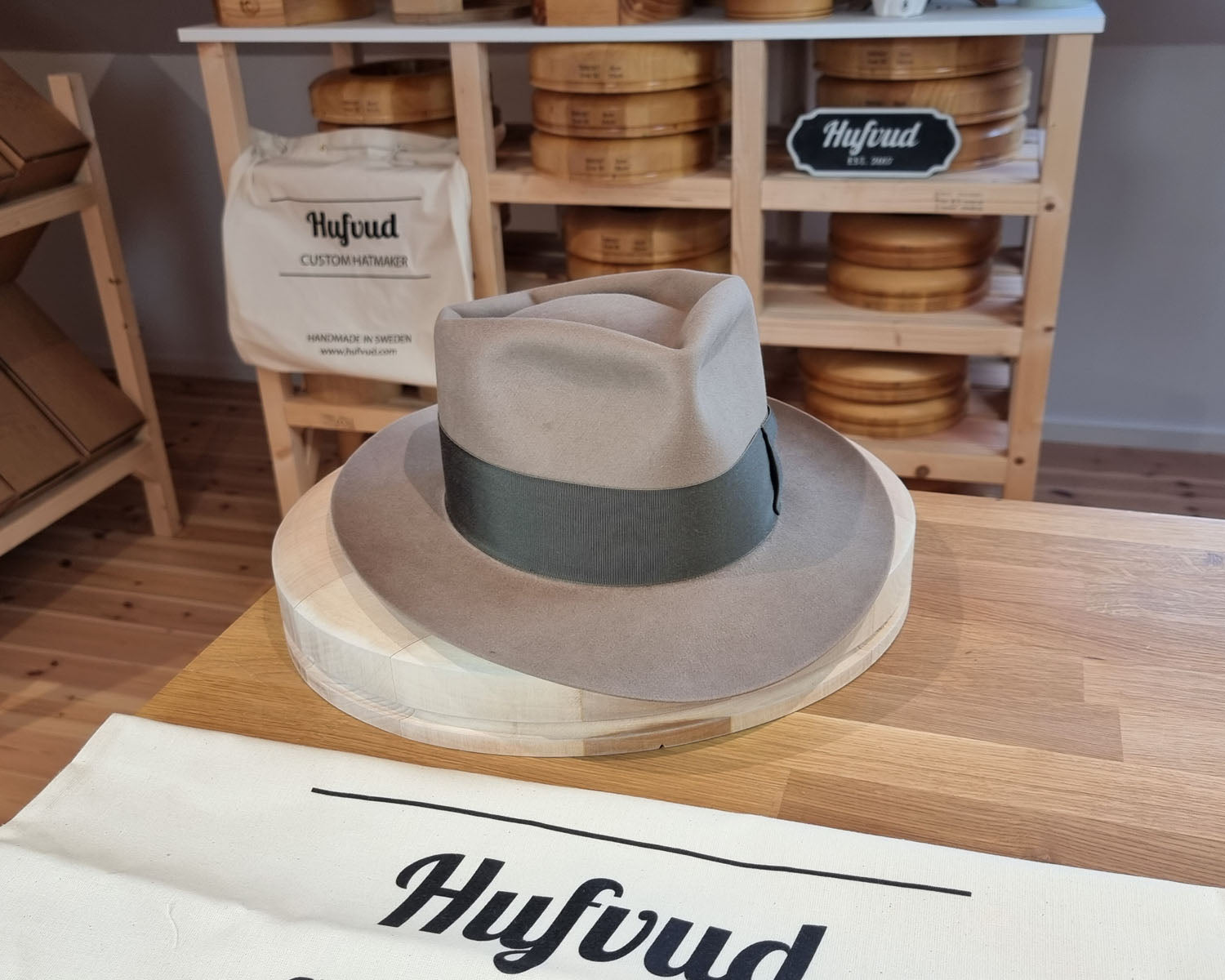BOGART FEDORA | LIMITED EDITION | BEAVER HUNDRED | FAWN COLOR | SIZE 59, US 7 3/8