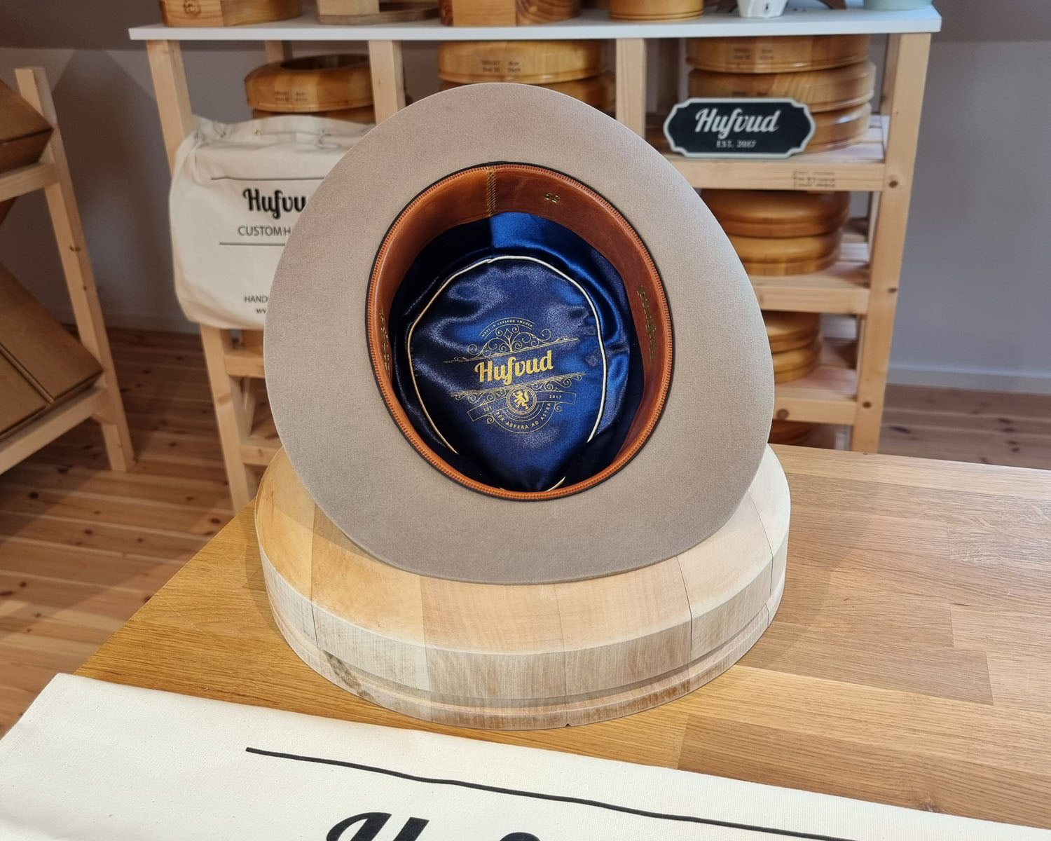 BOGART FEDORA | LIMITED EDITION | BEAVER HUNDRED | FAWN COLOR | SIZE 59, US 7 3/8