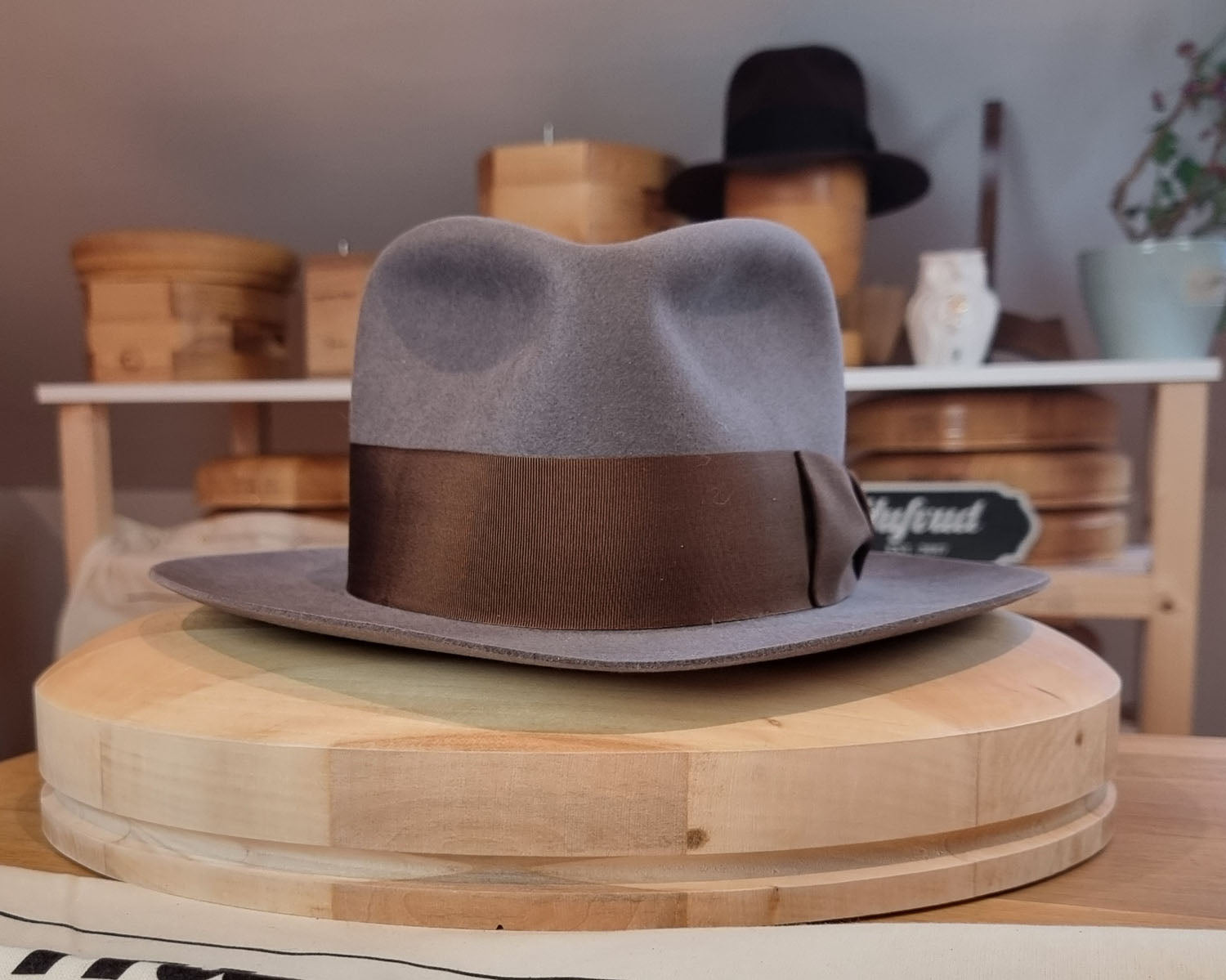 FLOKI FEDORA | BEAVER HUNDRED | LIMITED EDITION GRAY COLOR | SIZE 58, US 7 1/4