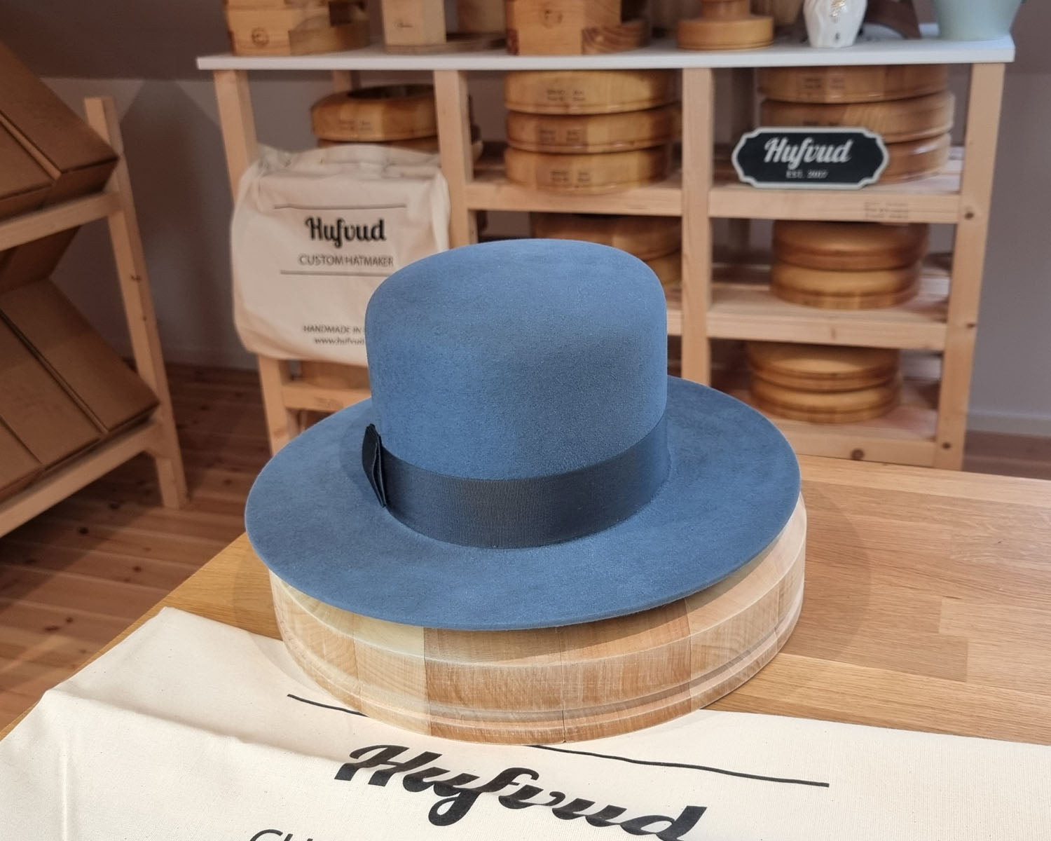 ASTRAL WESTERN HAT | 100X NUTRIA WESTERN WEIGHT | COBALT COLOR | SIZE 59, US 7 3/8