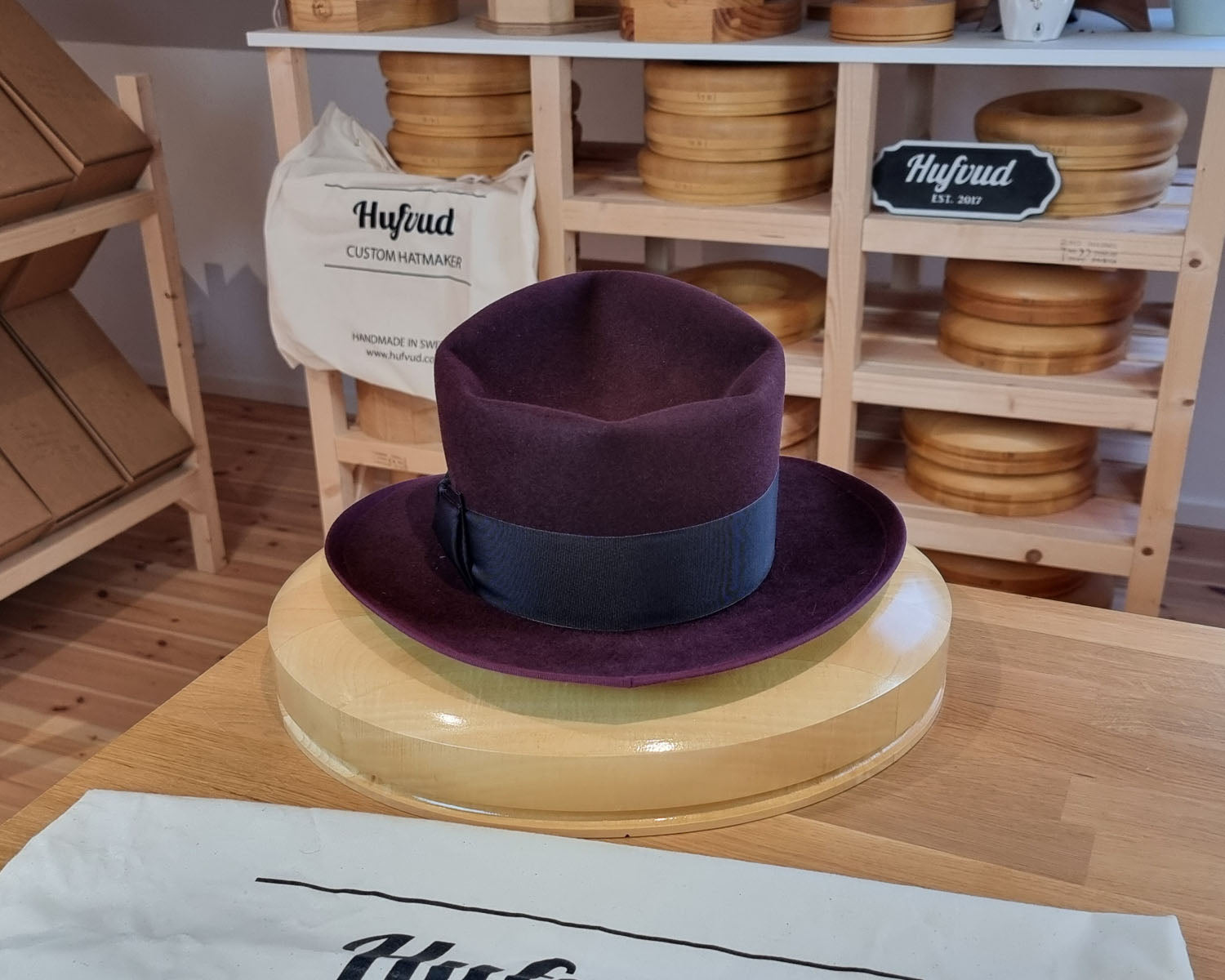 WHIPPET FEDORA | RABBIT & HARE DELUXE BLEND | PLUM COLOR | SIZE 60, US 7 1/2