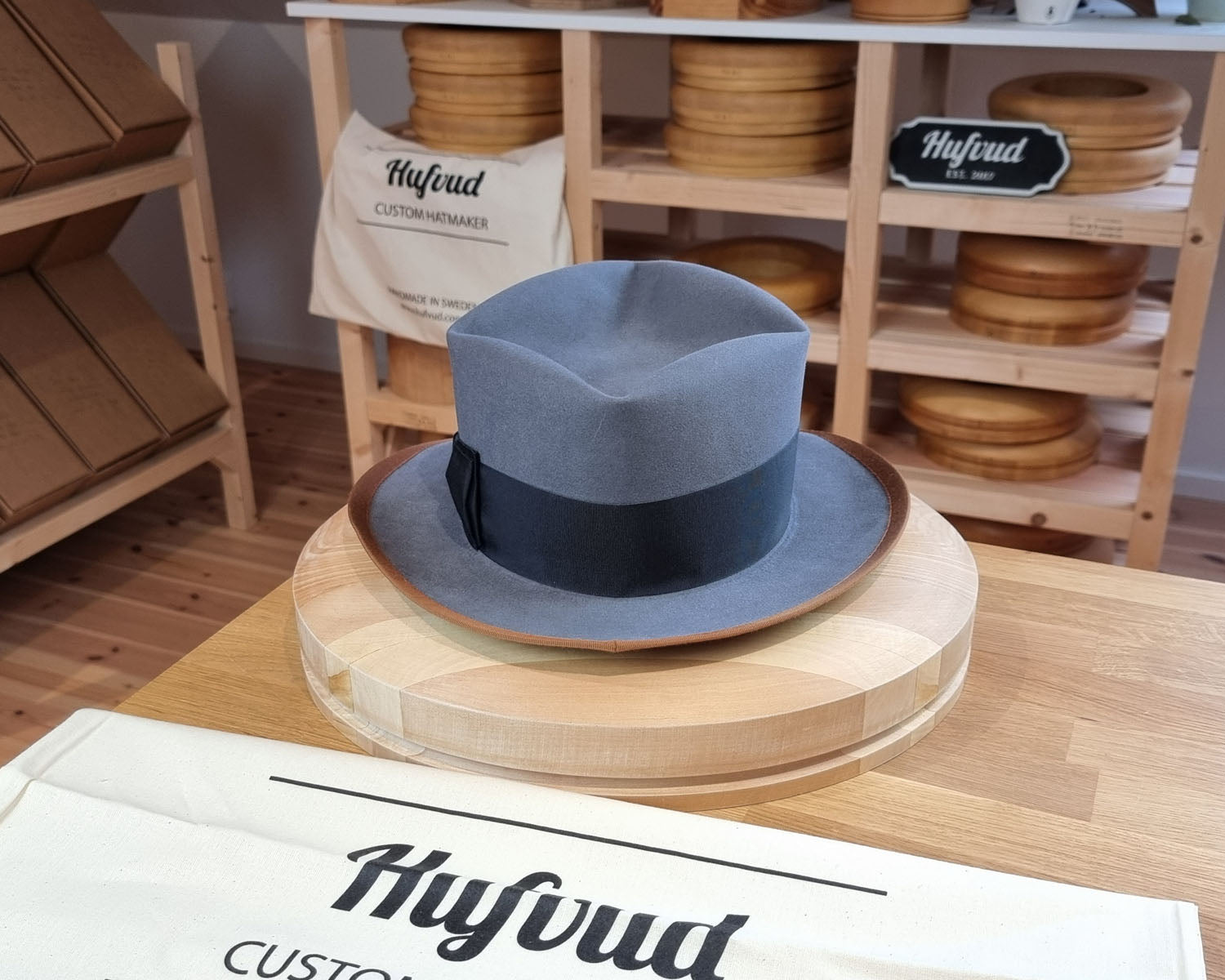 FOUR POINT CROWN FEDORA | BEAVER HUNDRED | LIMITED EDITION GRAY COLOR | SIZE 61, US 7 5/8