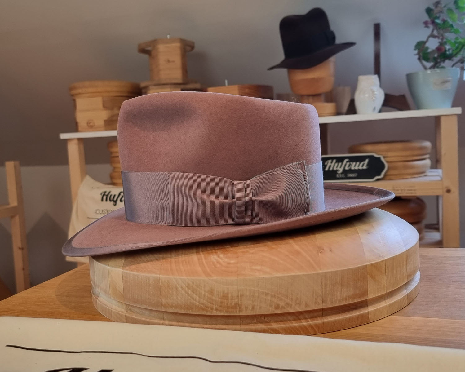 WHIPPET FEDORA | BEAVER FIFTY | DUSTY ROSE COLOR | SIZE 59, US 7 3/8