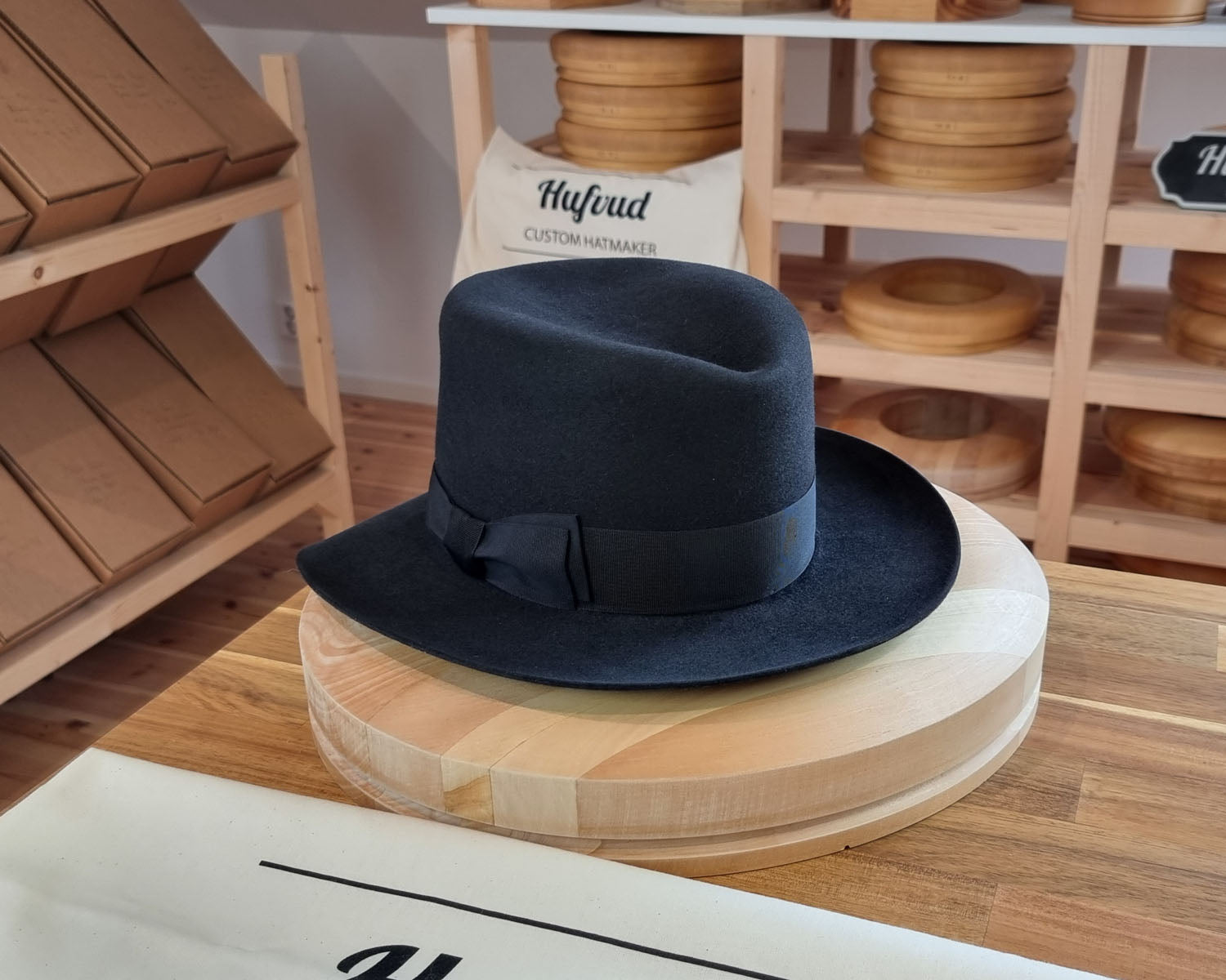 LEIFUR Adventure FEDORA | BEAVER TWENTY | BLACK COLOR | WESTERN WEIGHT | SIZE 58, US 7 1/4