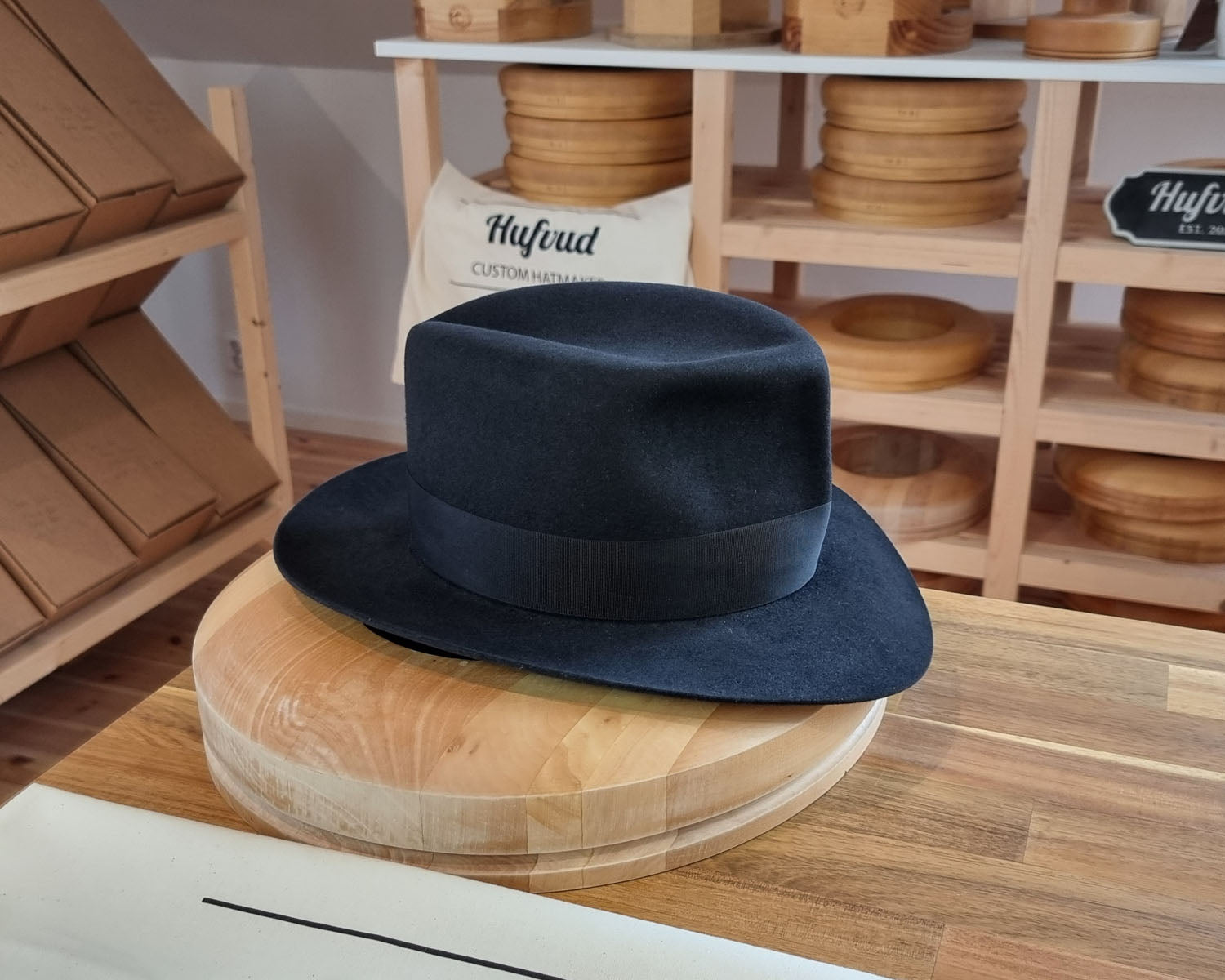 LEIFUR Adventure FEDORA | BEAVER TWENTY | BLACK COLOR | WESTERN WEIGHT | SIZE 58, US 7 1/4