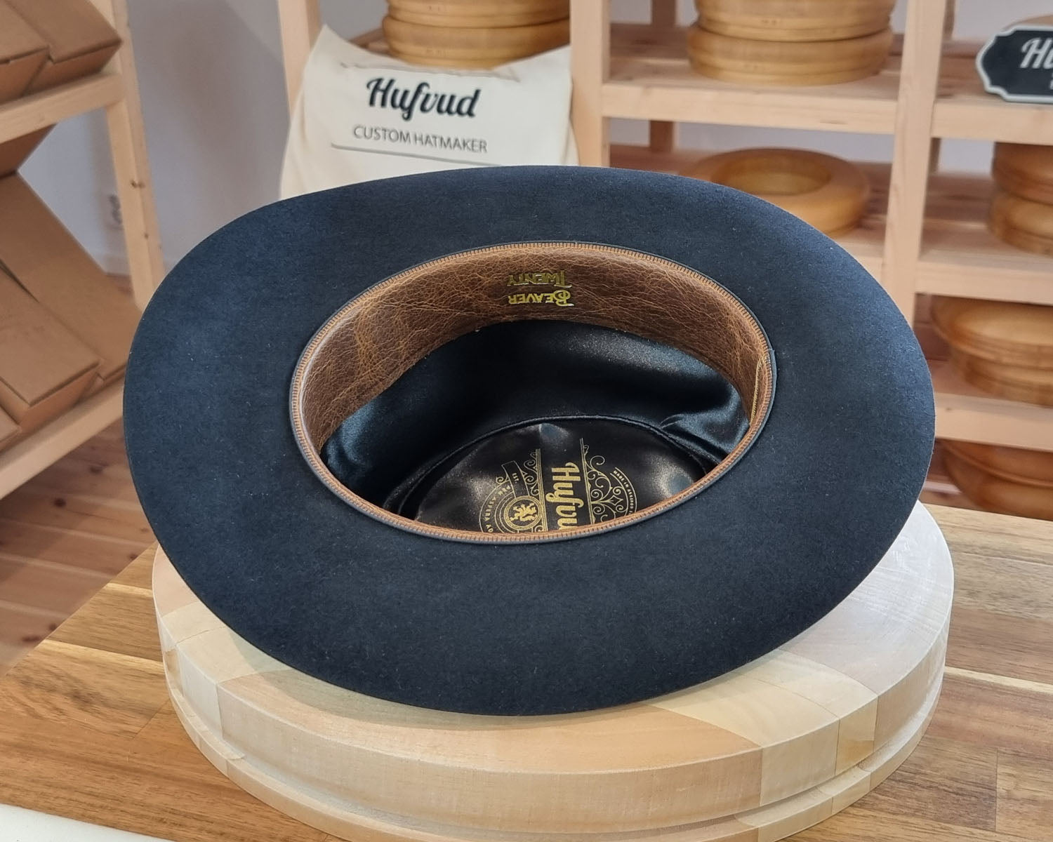 LEIFUR Adventure FEDORA | BEAVER TWENTY | BLACK COLOR | WESTERN WEIGHT | SIZE 58, US 7 1/4