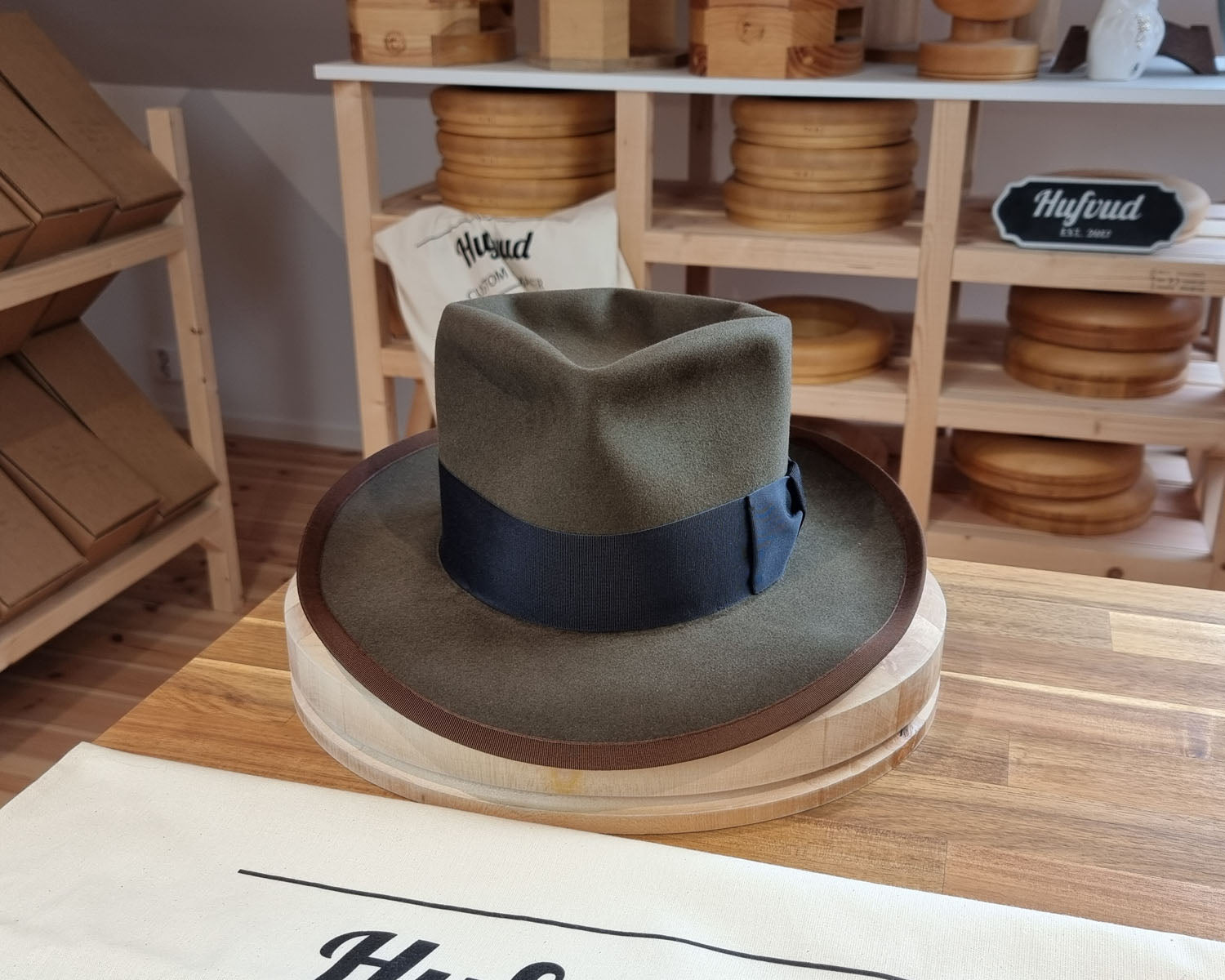 WHIPPET FEDORA | BEAVER FIFTY | OLIVE GREEN COLOR | SIZE 62, US 7 3/4