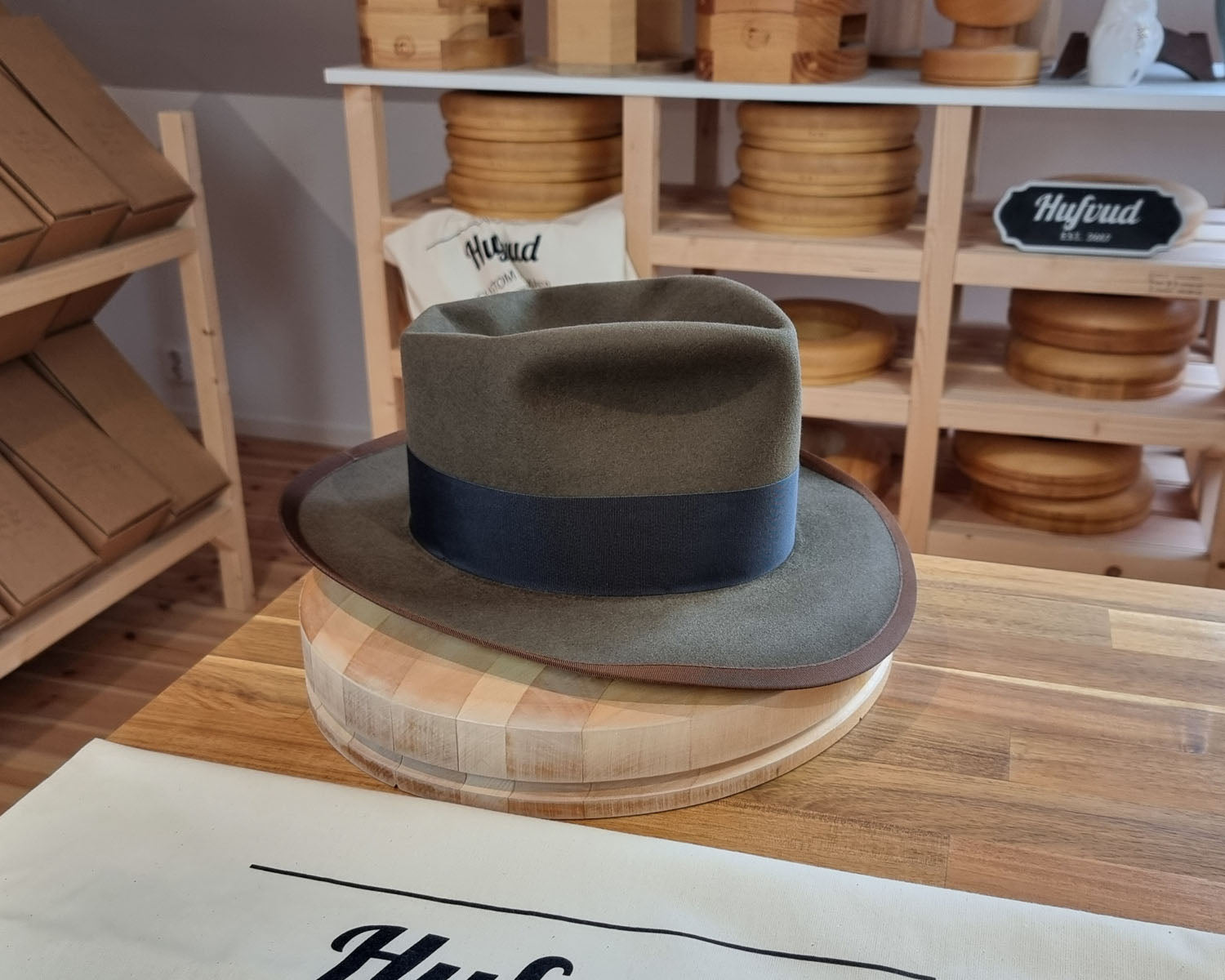 WHIPPET FEDORA | BEAVER FIFTY | OLIVE GREEN COLOR | SIZE 62, US 7 3/4