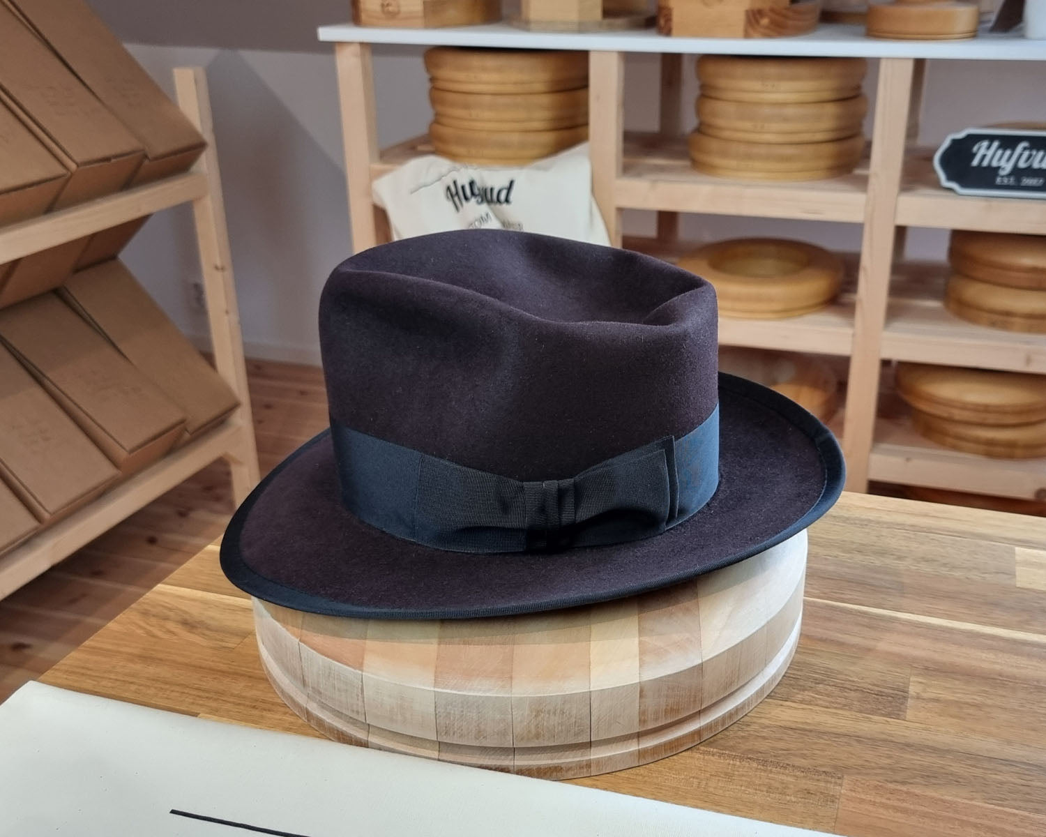 WHIPPET FEDORA | BEAVER FIFTY | OXBLOOD COLOR | SIZE 60, US 7 1/2