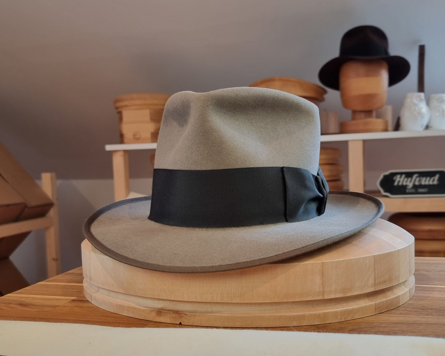 BOGART Maltese Falcon FEDORA | BEAVER FIFTY | STONE COLOR | SIZE 59, US 7 3/8