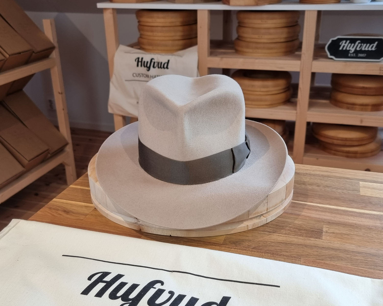 LEIFUR Adventure FEDORA | 5X BEAVER | LIGHT FAWN COLOR | WESTERN WEIGHT | SIZE 58, US 7 1/4