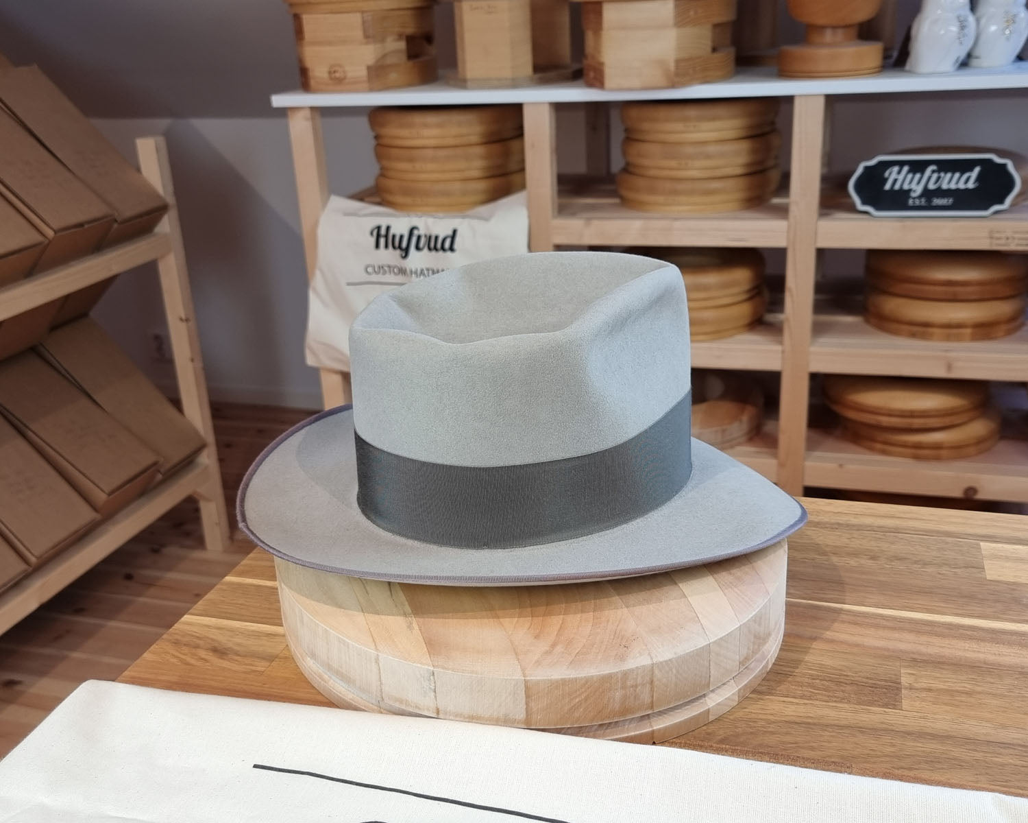 WHIPPET FEDORA | BEAVER FIFTY | DOVE GRAY COLOR | SIZE 62, US 7 3/4
