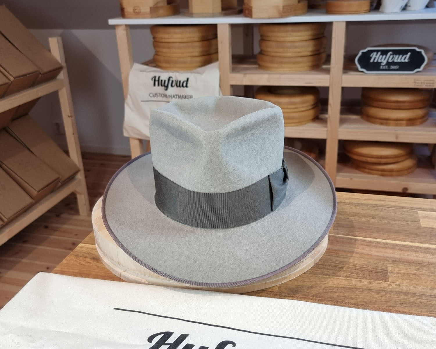 WHIPPET FEDORA | BEAVER FIFTY | DOVE GRAY COLOR | SIZE 62, US 7 3/4