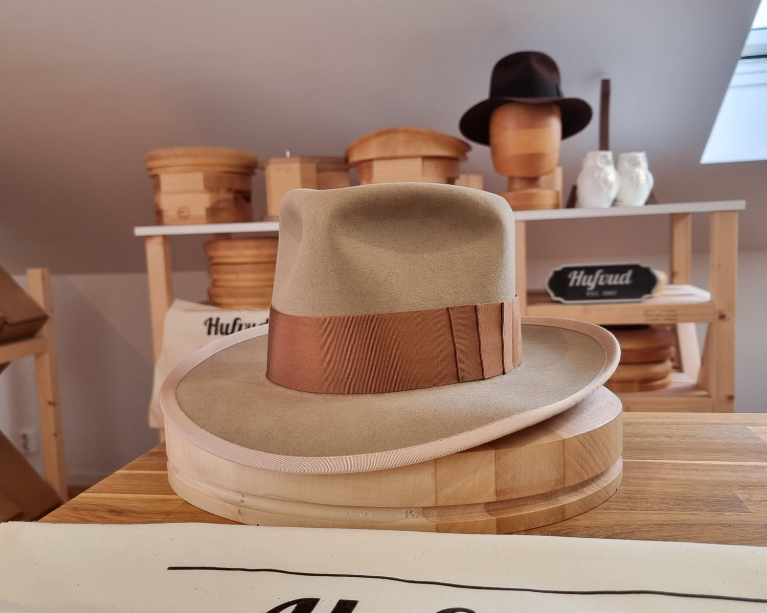 WHIPPET FEDORA | BEAVER FIFTY | FAWN COLOR | SIZE 62, US 7 3/4