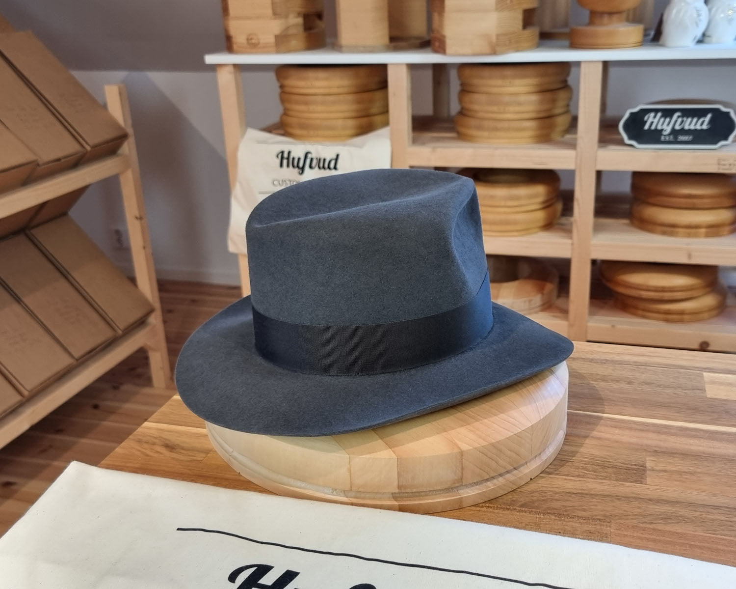 LEIFUR Adventure FEDORA | BEAVER TWENTY | CHARCOAL COLOR | WESTERN WEIGHT | SIZE 61, US 7 5/8