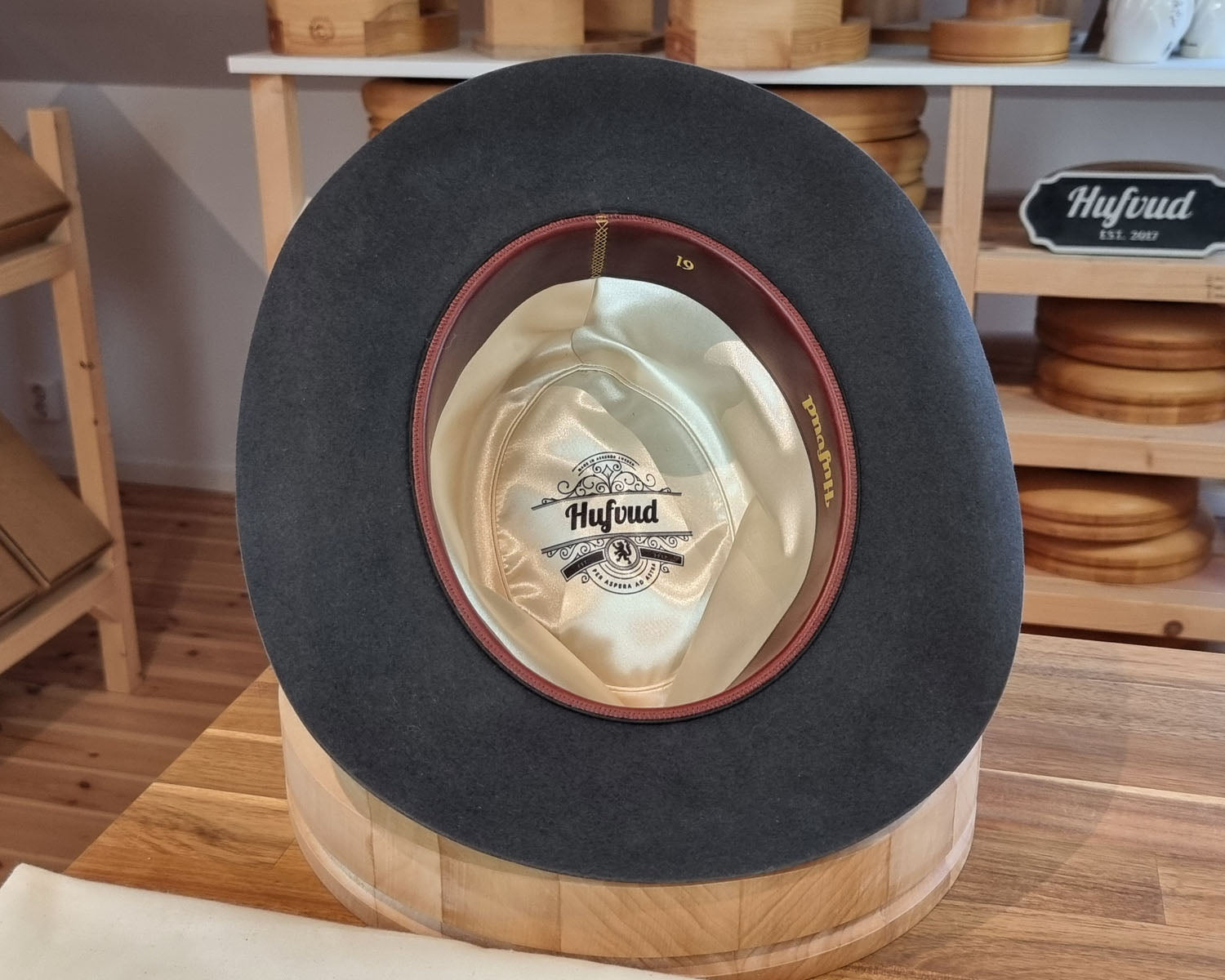 LEIFUR Adventure FEDORA | BEAVER TWENTY | CHARCOAL COLOR | WESTERN WEIGHT | SIZE 61, US 7 5/8