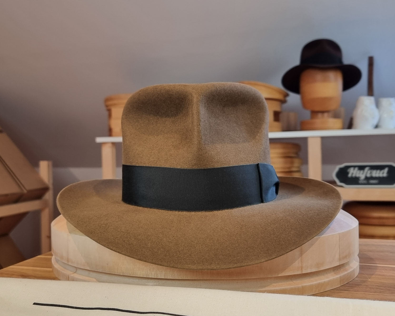 LEIFUR Adventure FEDORA | BEAVER FIFTY | WHISKEY COLOR LIMITED EDITION | WESTERN WEIGHT | SIZE 58, US 7 1/4