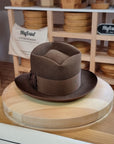 BOGART Maltese Falcon Crease FEDORA | SABLE BROWN COLOR | 30X BEAVER BLEND | SIZE 56, US 7 - Hufvud