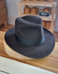 LEIFUR Adventure FEDORA | BEAVER HUNDRED | DARK BROWN COLOR LIMITED EDITION | WESTERN WEIGHT | SIZE 59, US 7 3/8 - Hufvud