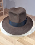LEIFUR Lucky FEDORA | 50X BEAVER BLEND | SABLE BROWN | SIZE 58, US 7 1/4