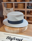 LEIFUR Lucky FEDORA | NUTRIA | PLAYA COLOR | SIZE 58, US 7 1/4 - Hufvud