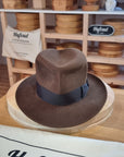 LEIFUR Lucky FEDORA | RABBIT & HARE DELUXE BLEND FELT | SABLE BROWN COLOR | SIZE 56, US 7 - Hufvud