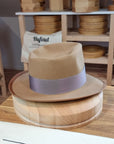 WHIPPET FEDORA | BEAVER FIFTY | CAMEL COLOR | SIZE 59, US 7 3/8 - Hufvud