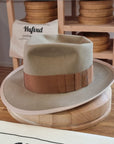 WHIPPET FEDORA | BEAVER FIFTY | FAWN COLOR | SIZE 62, US 7 3/4 - Hufvud