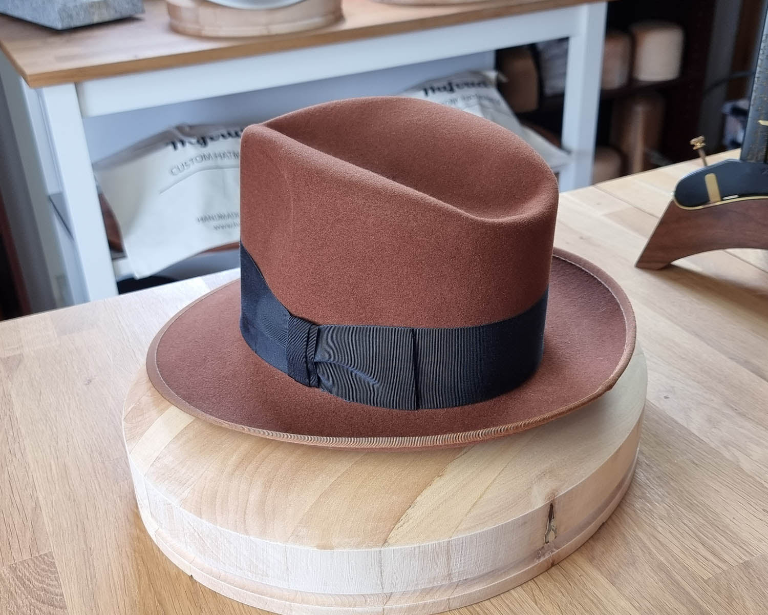 OLAV FEDORA | 50X BEAVER BLEND | COGNAC | SIZE 58, US 7 1/4