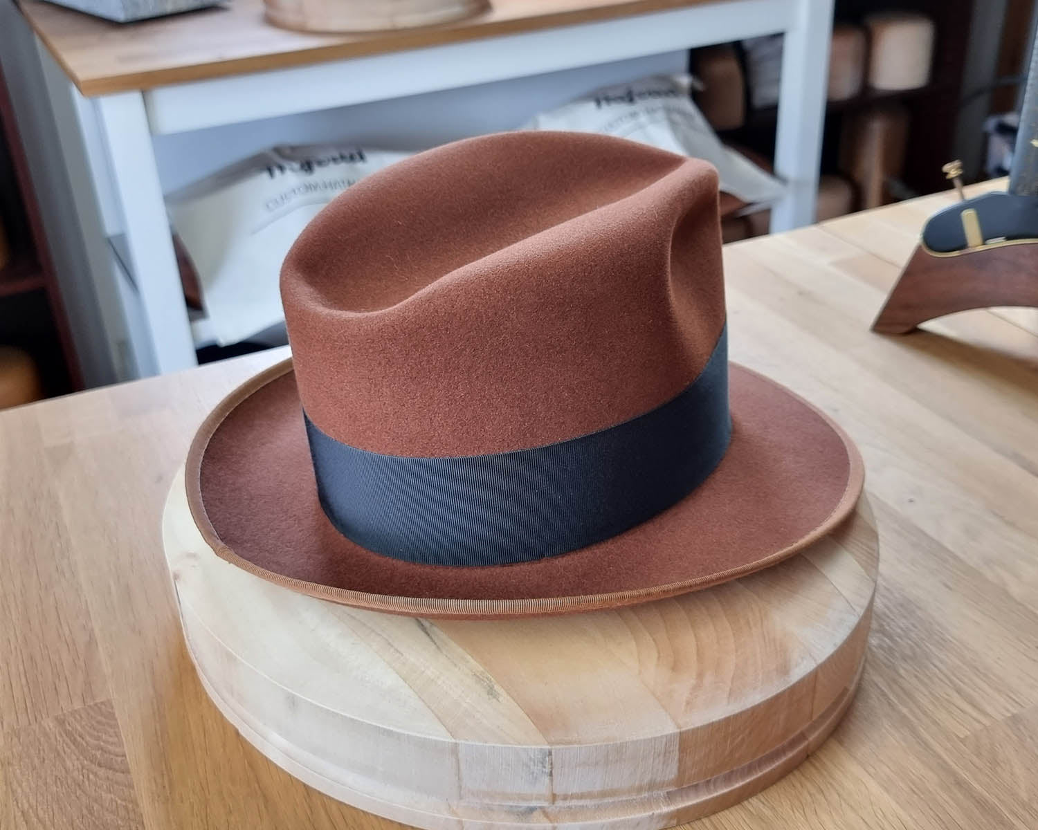 OLAV FEDORA | 50X BEAVER BLEND | COGNAC | SIZE 58, US 7 1/4