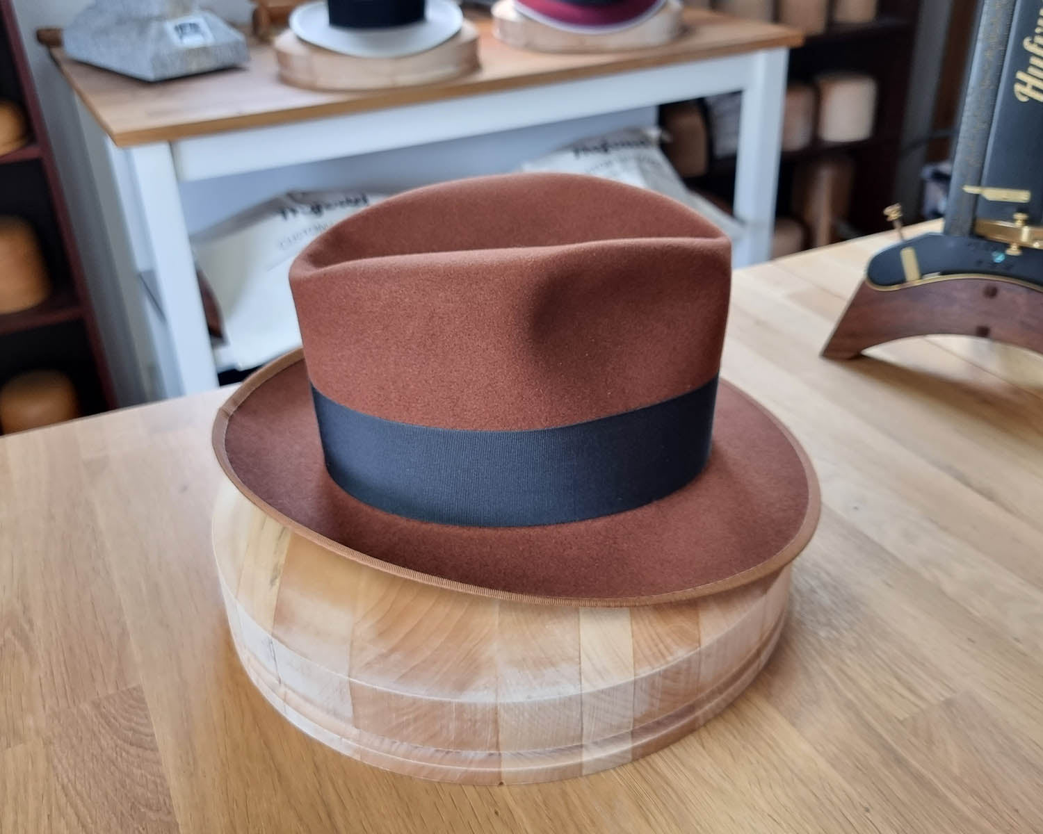 OLAV FEDORA | 50X BEAVER BLEND | COGNAC | SIZE 58, US 7 1/4