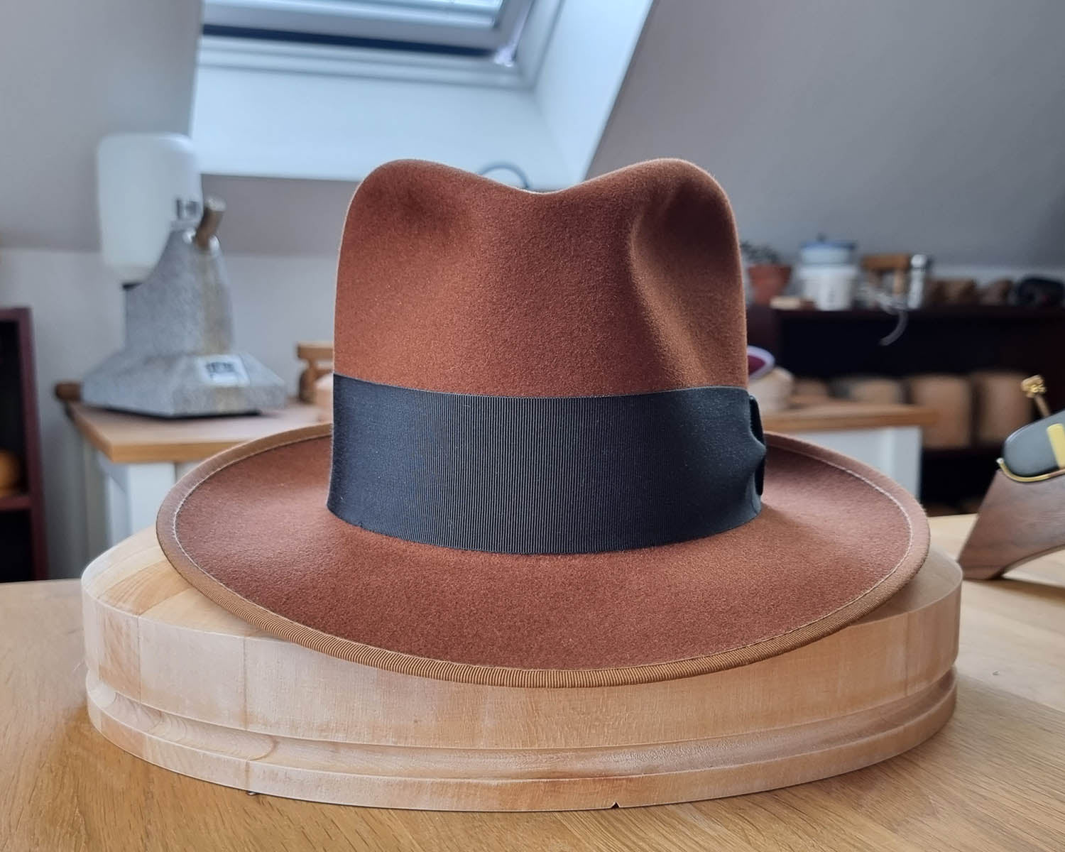 OLAV FEDORA | 50X BEAVER BLEND | COGNAC | SIZE 58, US 7 1/4