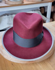OLAV FEDORA | BURGUNDY | RABBIT & HARE DELUXE BLEND | SIZE 59, US 7 3/8