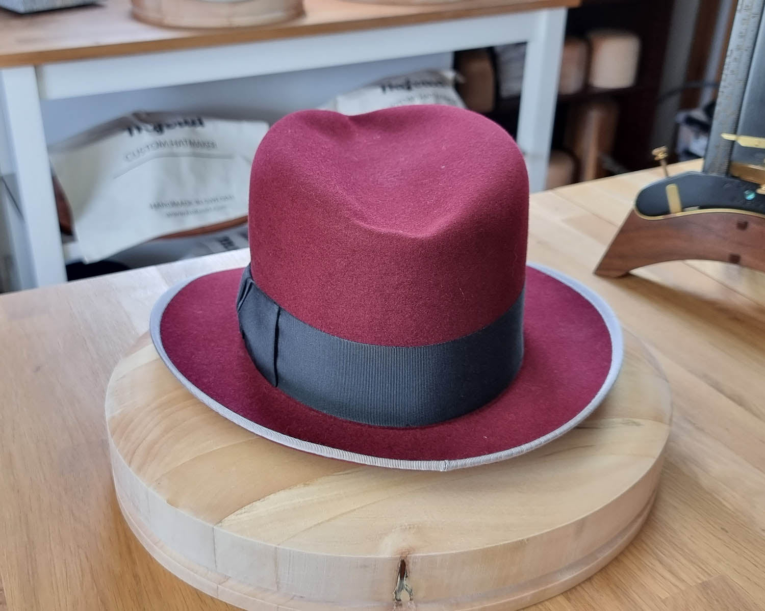 OLAV FEDORA | BURGUNDY | RABBIT & HARE DELUXE BLEND | SIZE 59, US 7 3/8