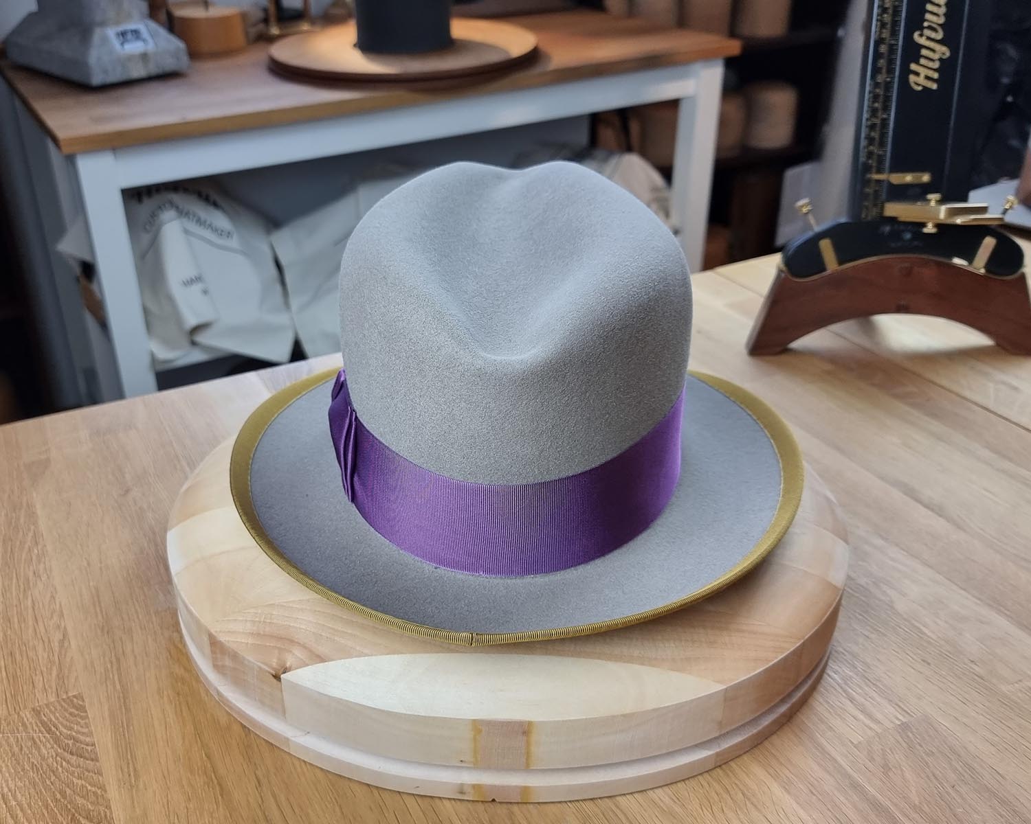 OLAV FEDORA | STONE | RABBIT & HARE DELUXE FELT | SIZE 60, US 7 1/2