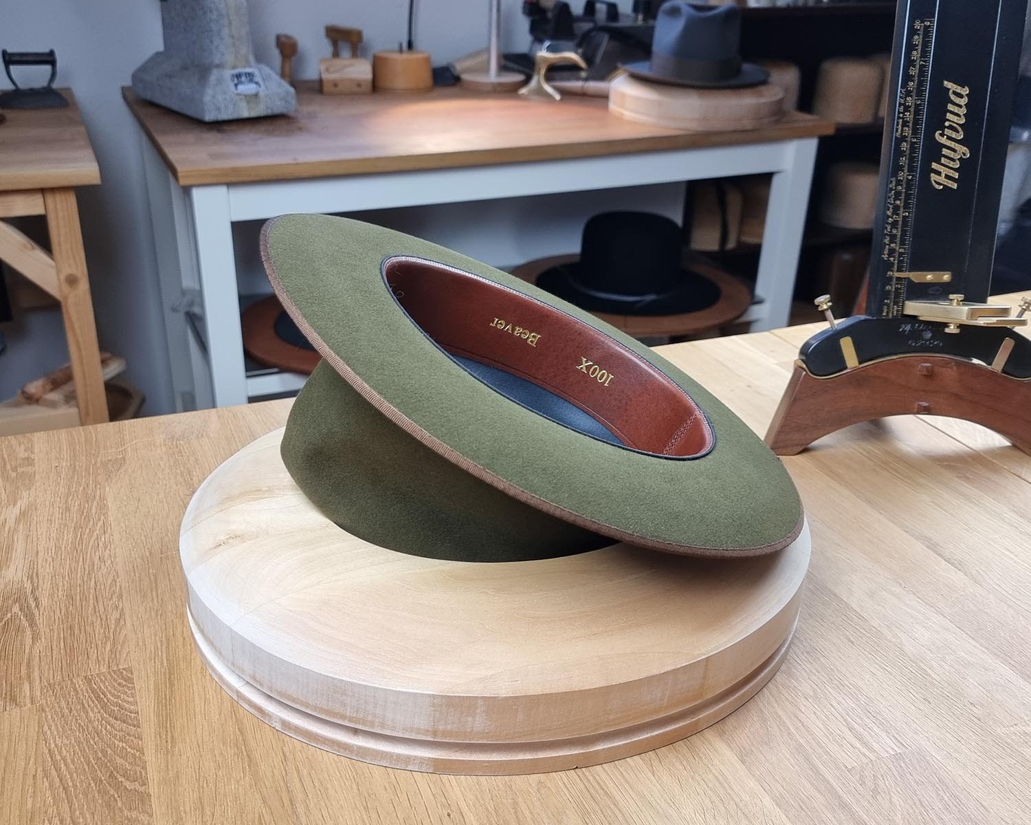 NEW STYLE | MOSS GREEN | 100X BEAVER | SIZE 59, US 7 3/8