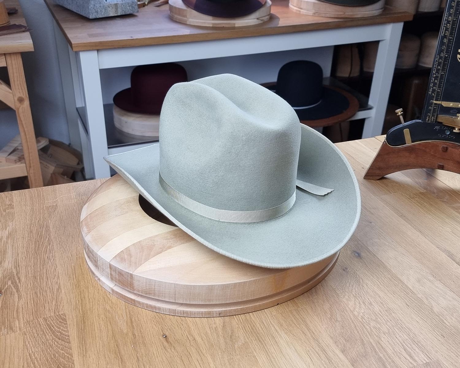 WESTERN RESTORATION | 4X BEAVER BLEND | SILVERBELLY | SIZE 56, US 7