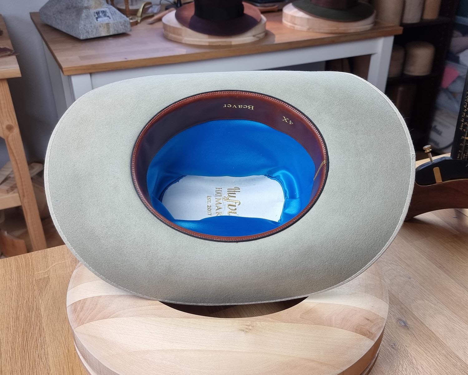 WESTERN RESTORATION | 4X BEAVER BLEND | SILVERBELLY | SIZE 56, US 7