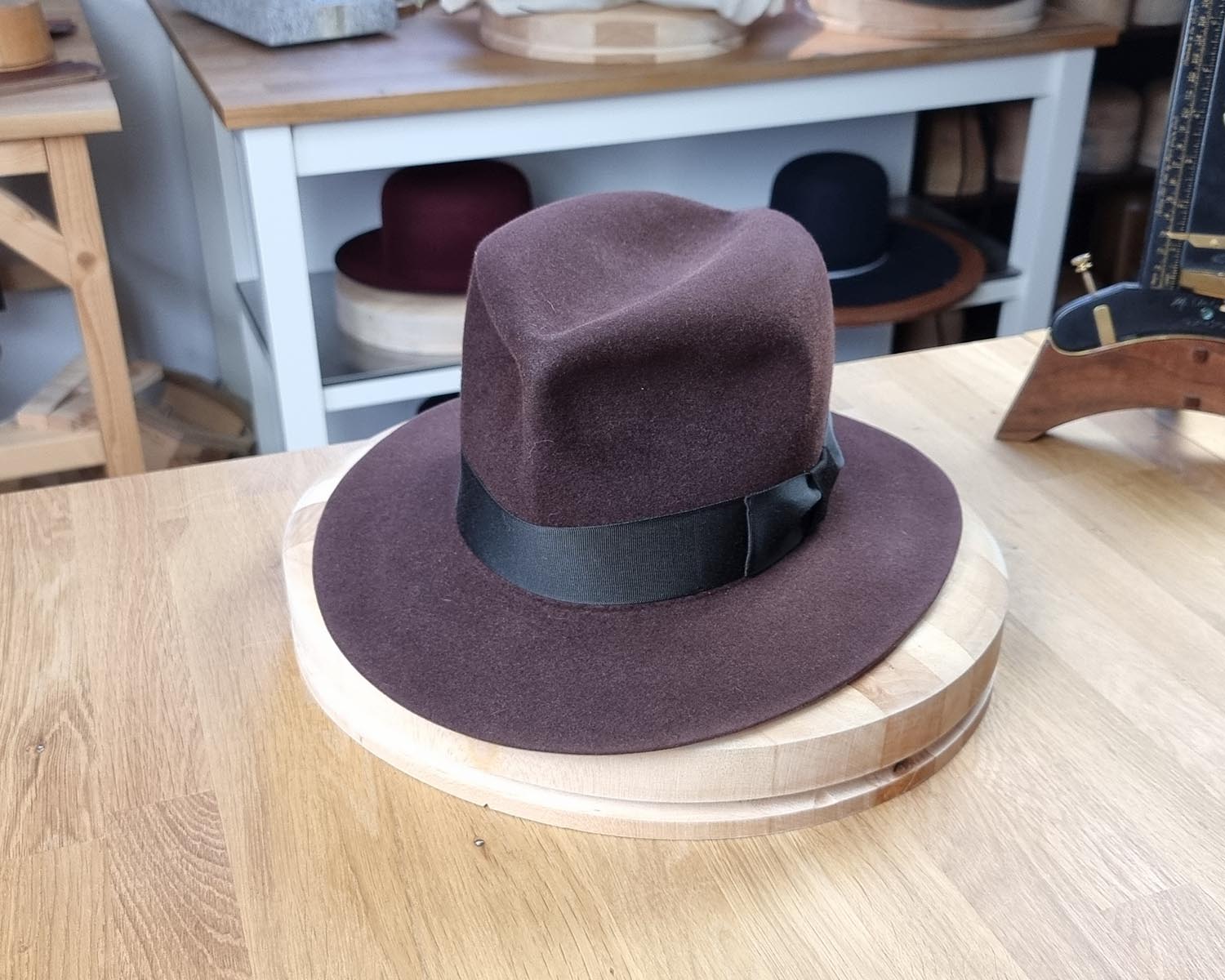 LEIFUR FEDORA | DARK BROWN RUST | RABBIT & HARE DELUXE BLEND | SIZE 57, US 7 1/8