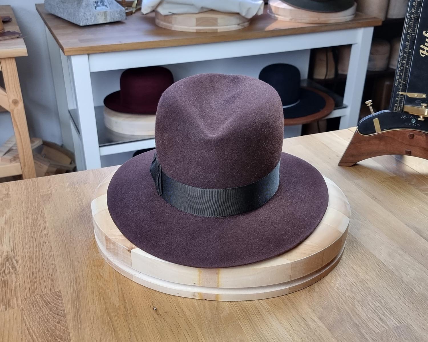 LEIFUR FEDORA | DARK BROWN RUST | RABBIT & HARE DELUXE BLEND | SIZE 57, US 7 1/8