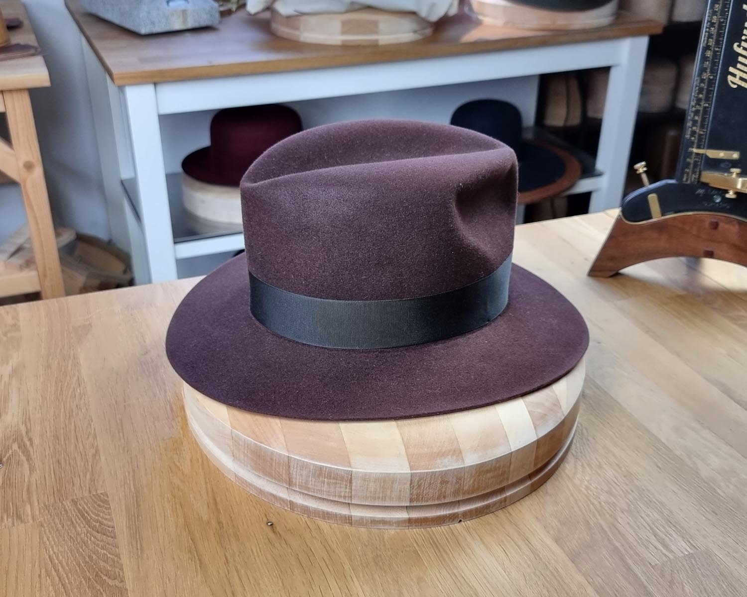 LEIFUR FEDORA | DARK BROWN RUST | RABBIT & HARE DELUXE BLEND | SIZE 57, US 7 1/8
