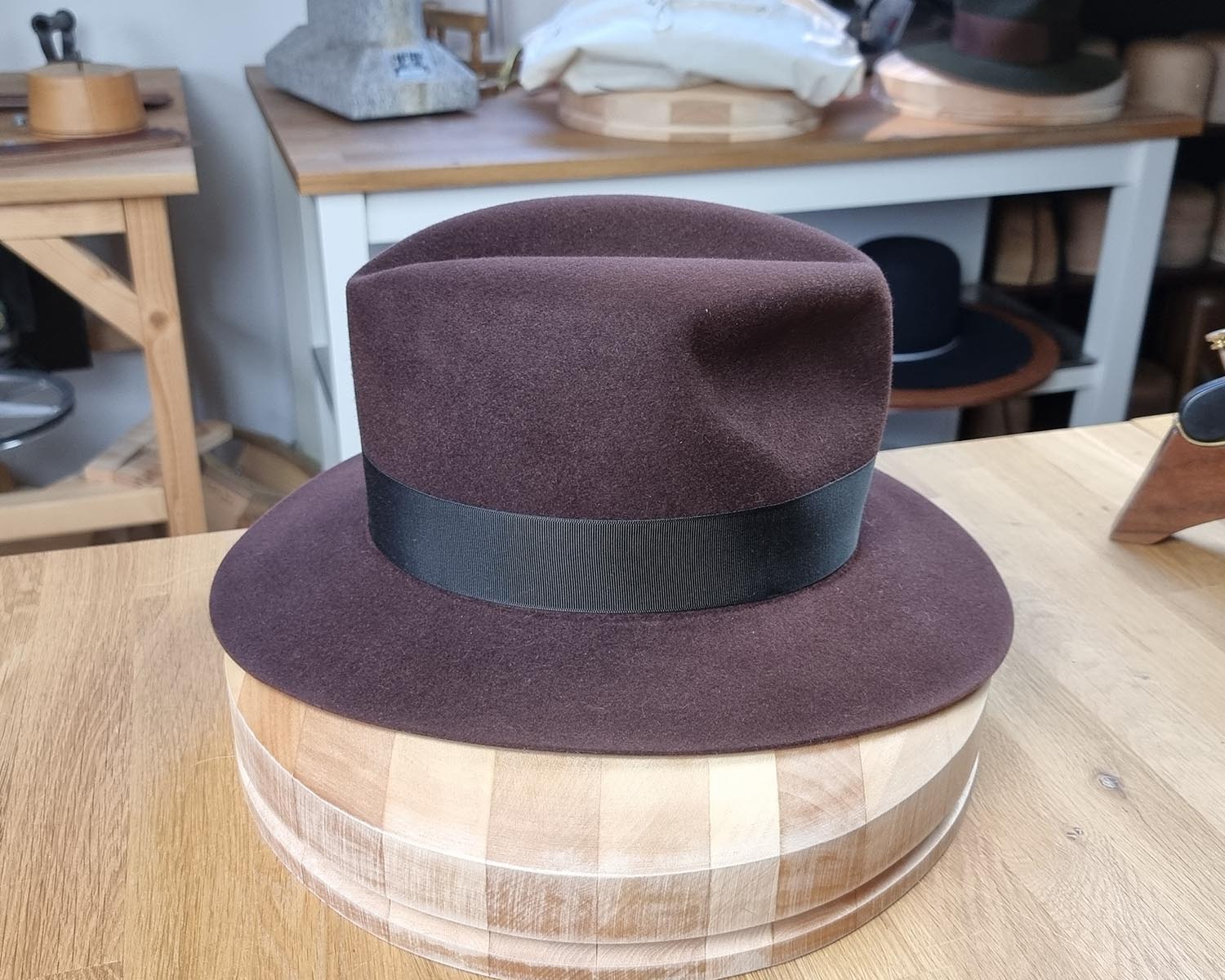 LEIFUR FEDORA | DARK BROWN RUST | RABBIT & HARE DELUXE BLEND | SIZE 57, US 7 1/8